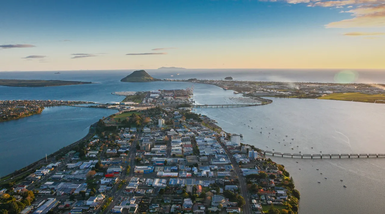Bay of Plenty Brand Library - Aerial view of Tauranga and Tauranga harbour
