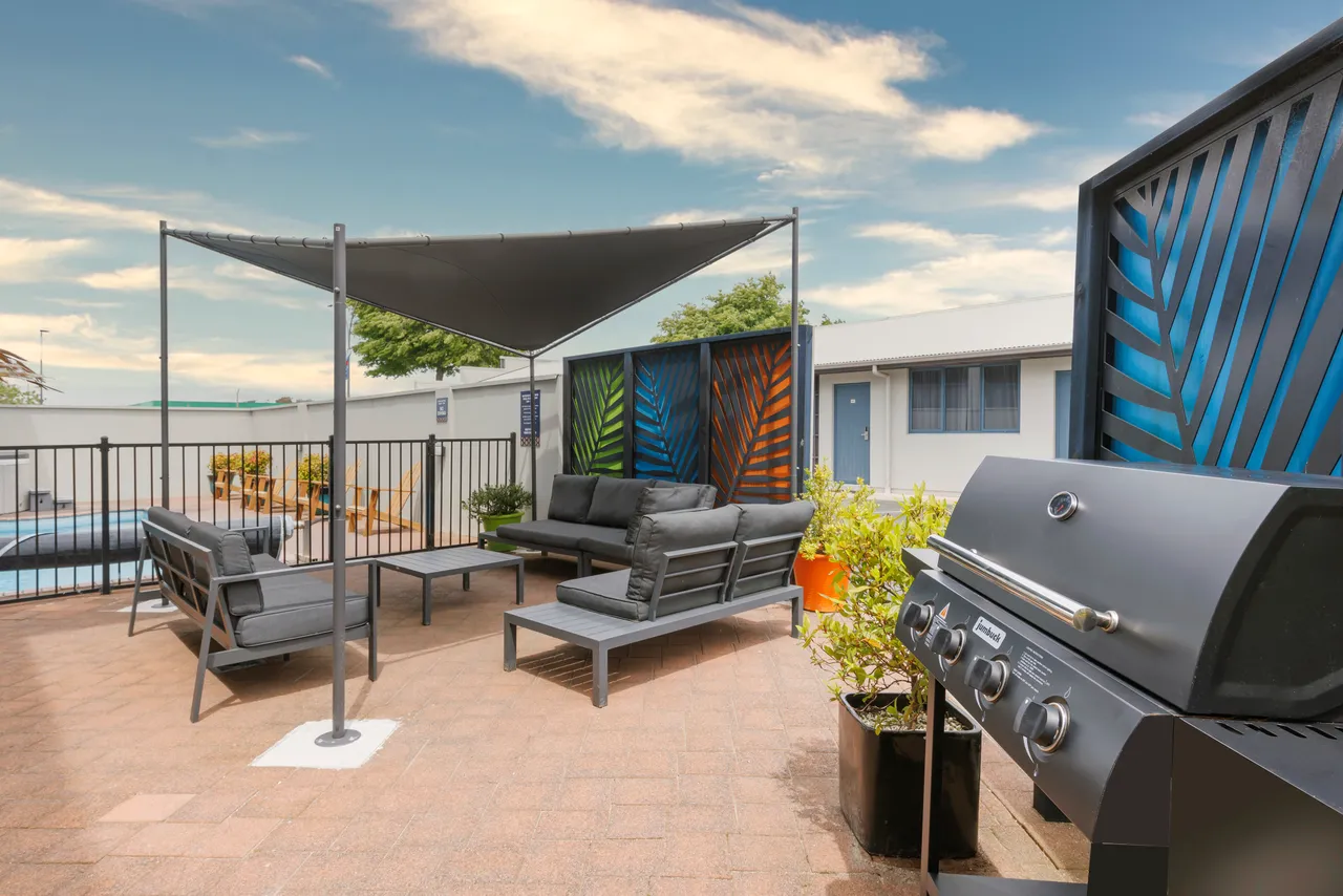 Jet Park Hotel_BBQ Area