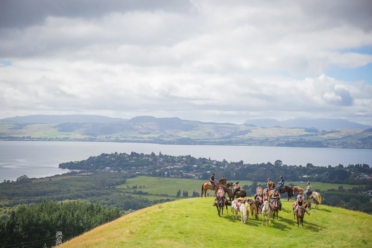 Adventure Playground_horse trekking group on hill