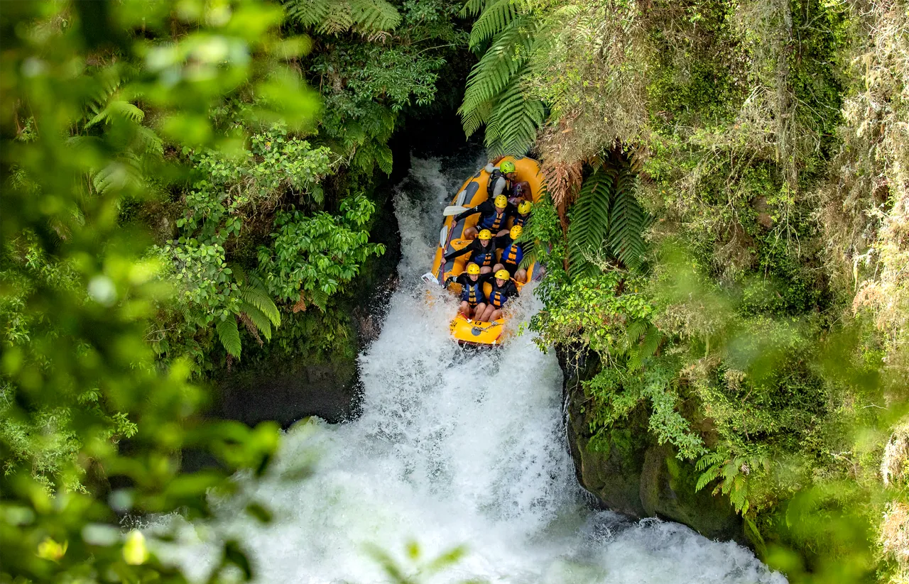 Tutea Falls - White Water Rafting
