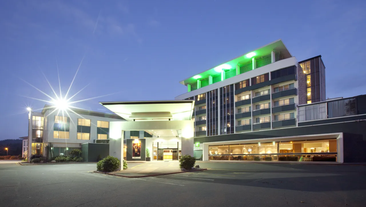 Rydges Rotorua_front-side
