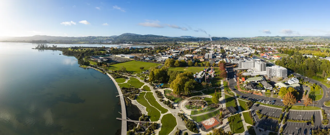 Rotorua lakefront southwest