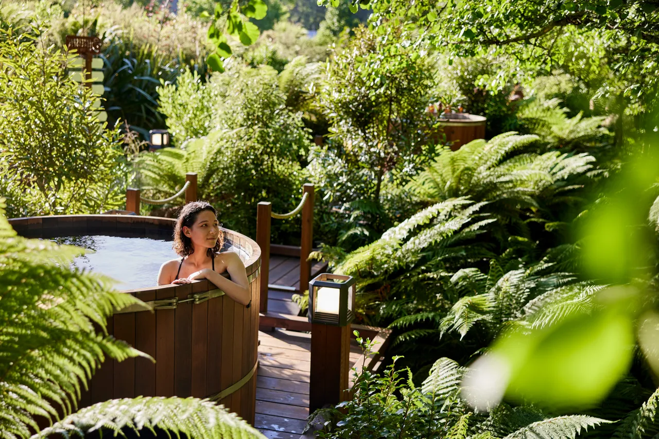 Secret Spot Hot Tubs Rotorua - Woman enjoying private hot tub