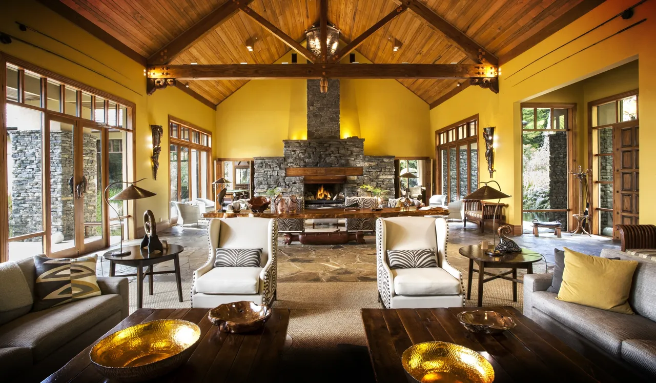 Treetops Lodge_lounge
