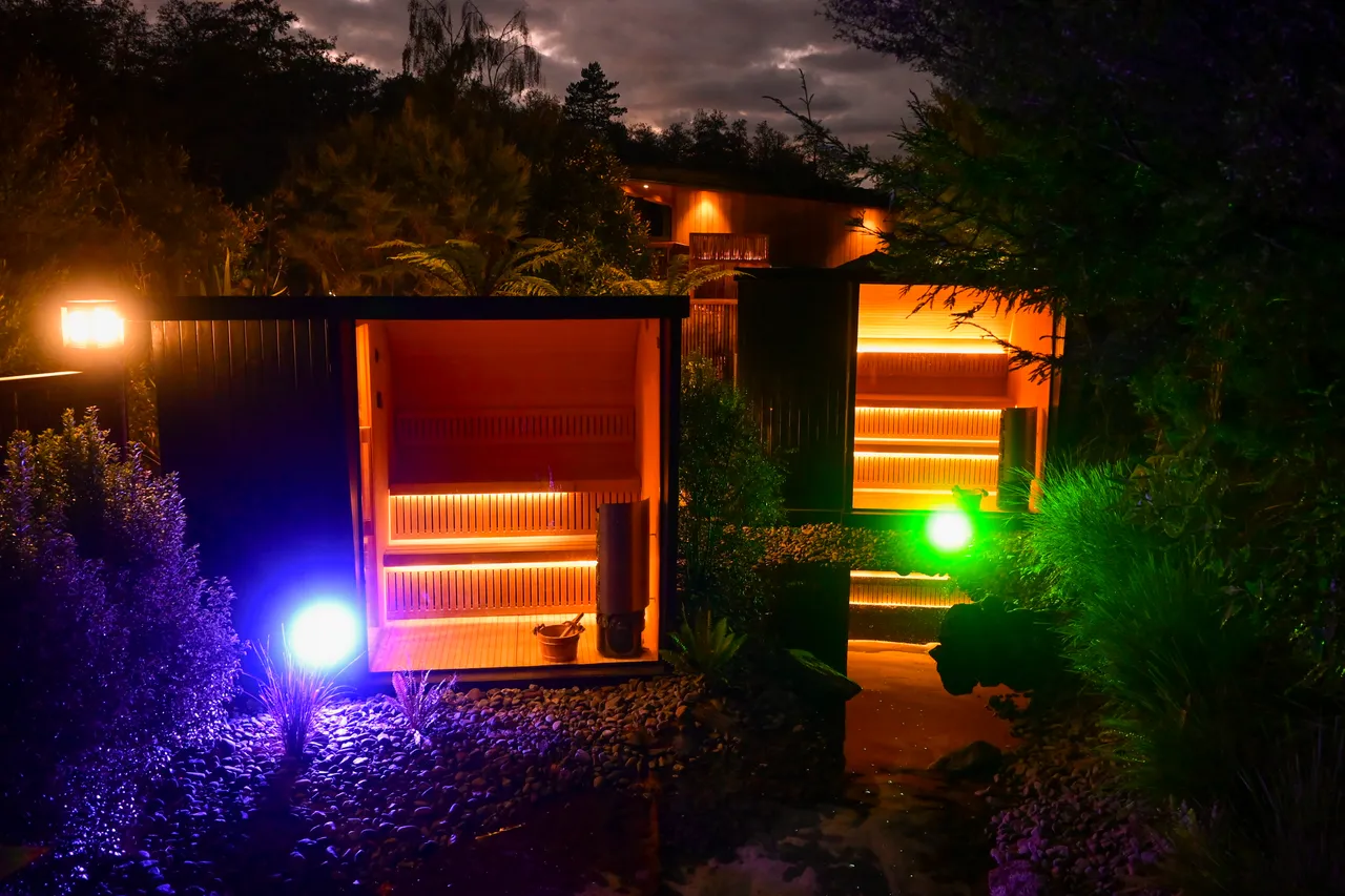 Secret Spot Hot Tubs Rotorua - Sauna at night
