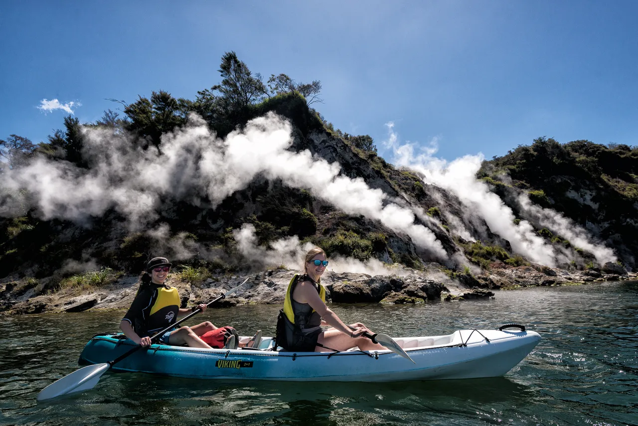 Steaming-Cliffs-Cover-Shot