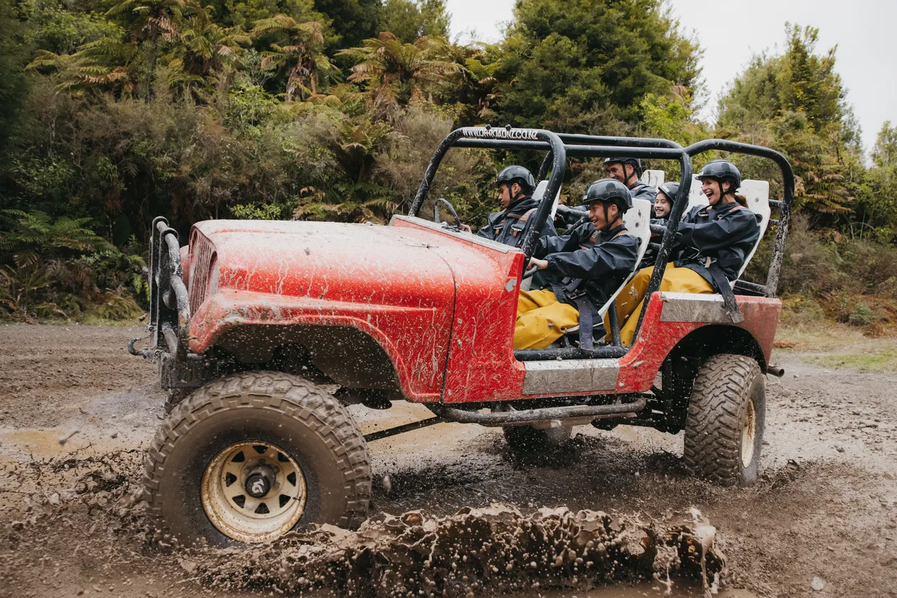 off-road-nz-4x4-monster-truck-joel-mcdowell