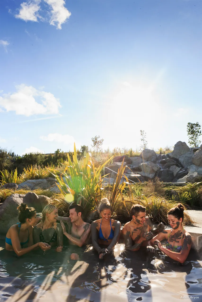 Hell's Gate_mud pool group_credit Adam Bryce