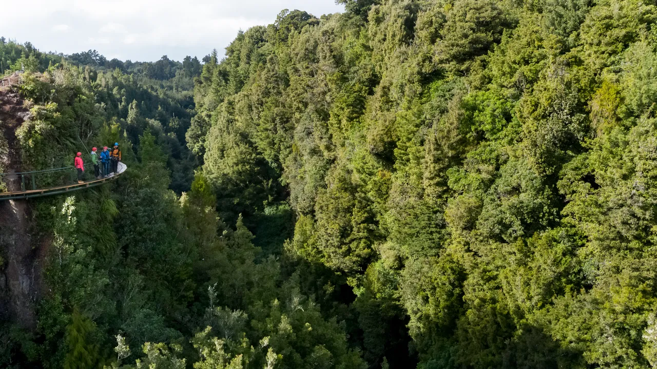 Canopy Tours_Ultimate tour_cliff walk
