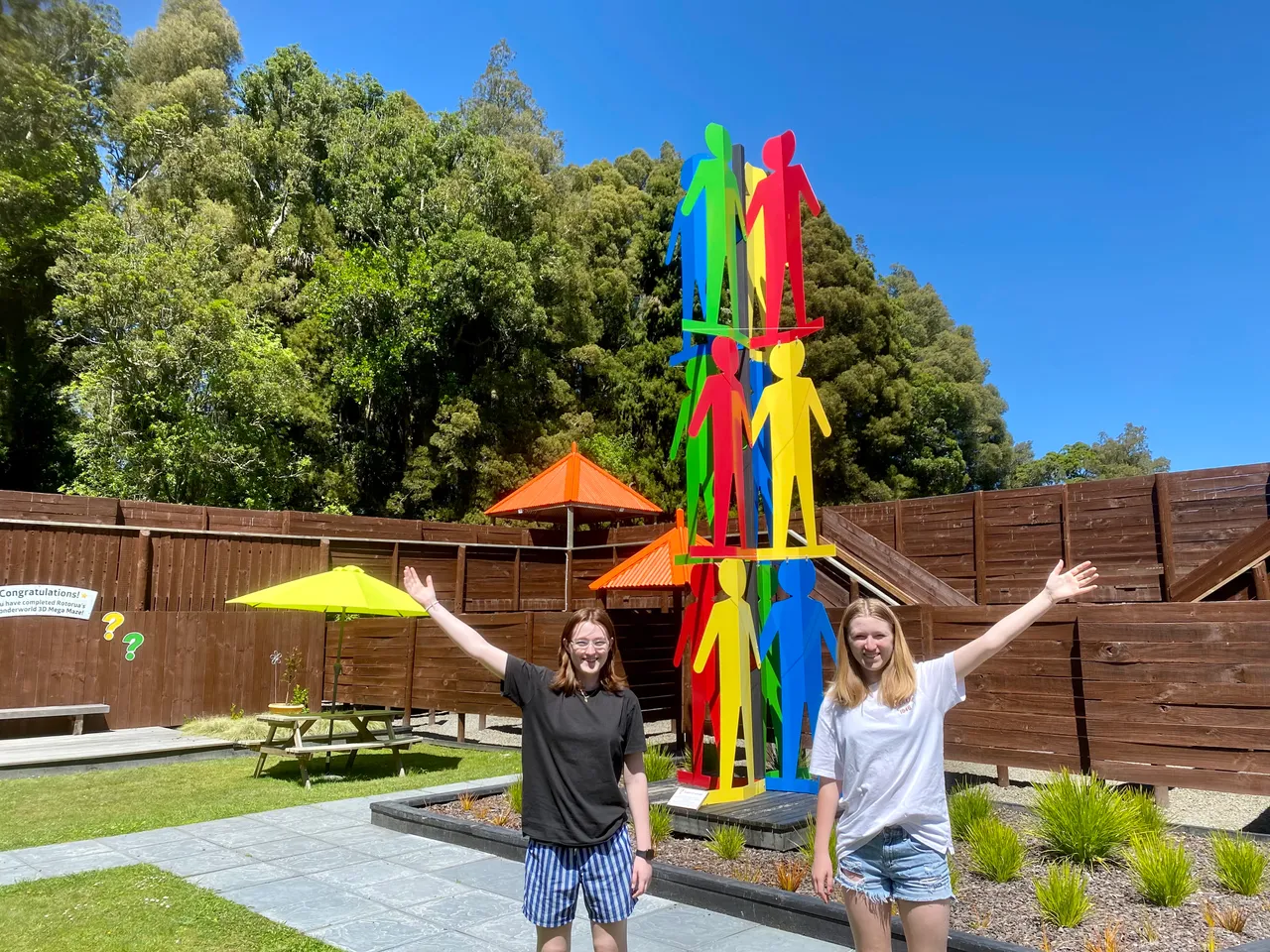 Wonderworld Amazement Park_Stick Figure Tower_2