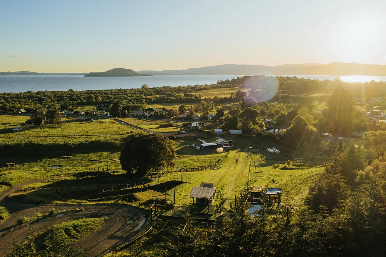 ZORB Rotorua_Early Morning