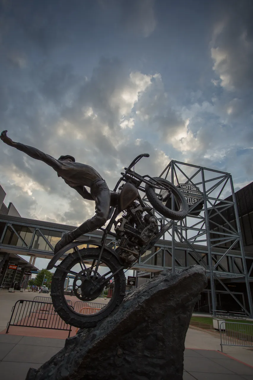 VM_HarleyMuseum-16-0097