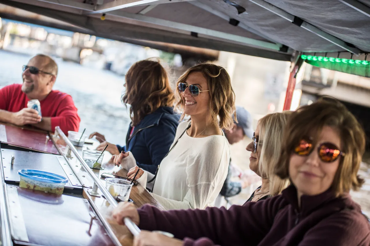 VM_PaddleTavern_006