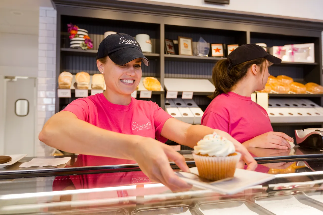 VM_SimmasBakery_Wauwatosa_Family_016