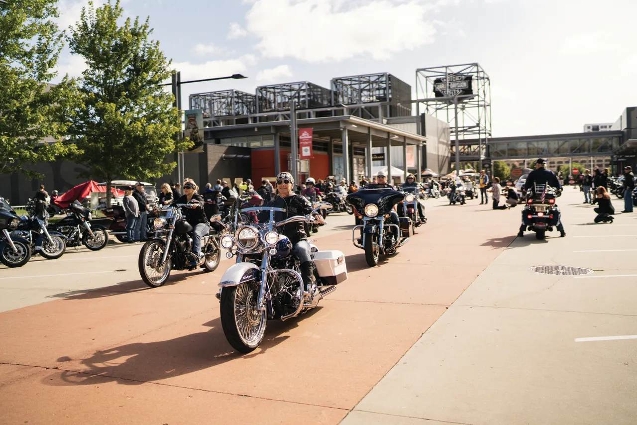 VM_KS_HarleyRally17_68
