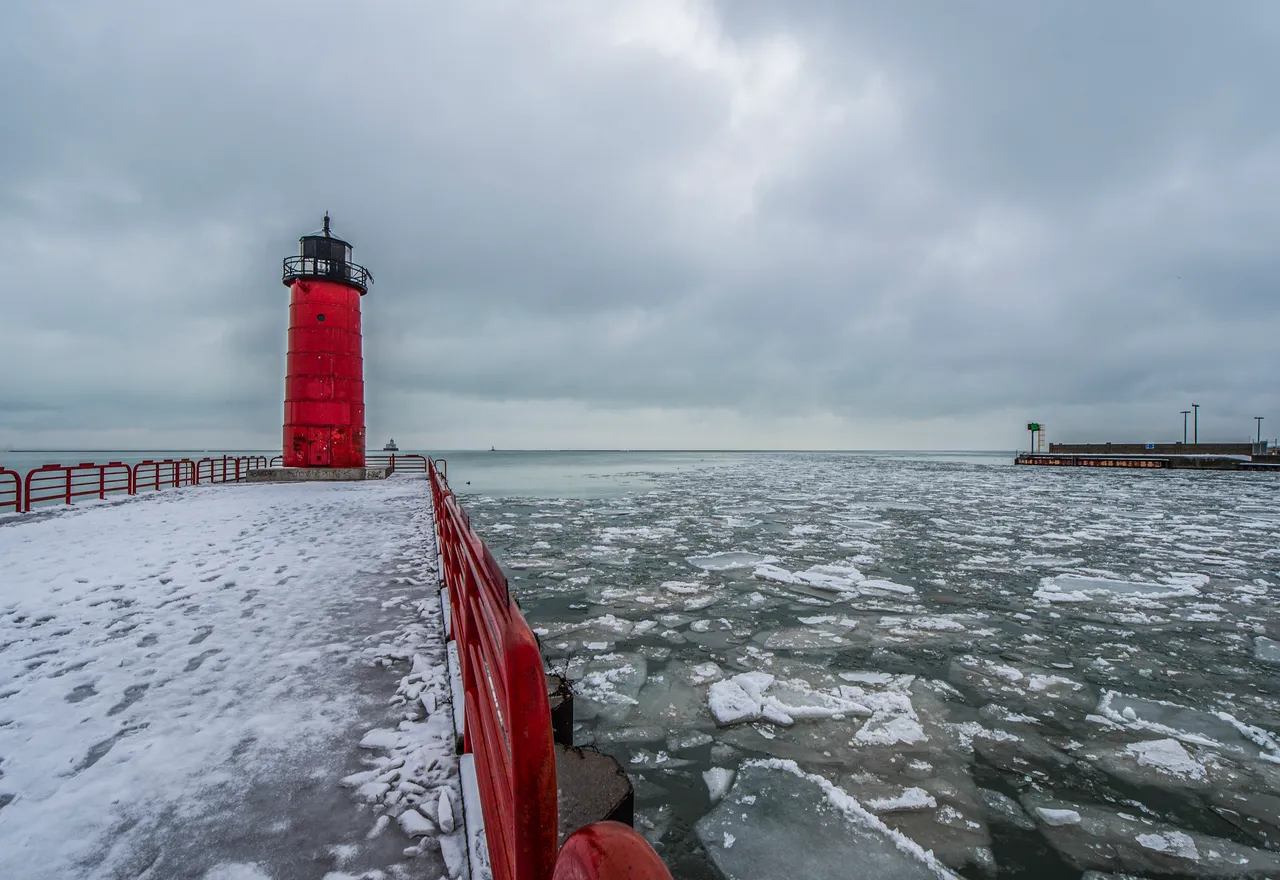VM-Winter-OutdoorMKE-003