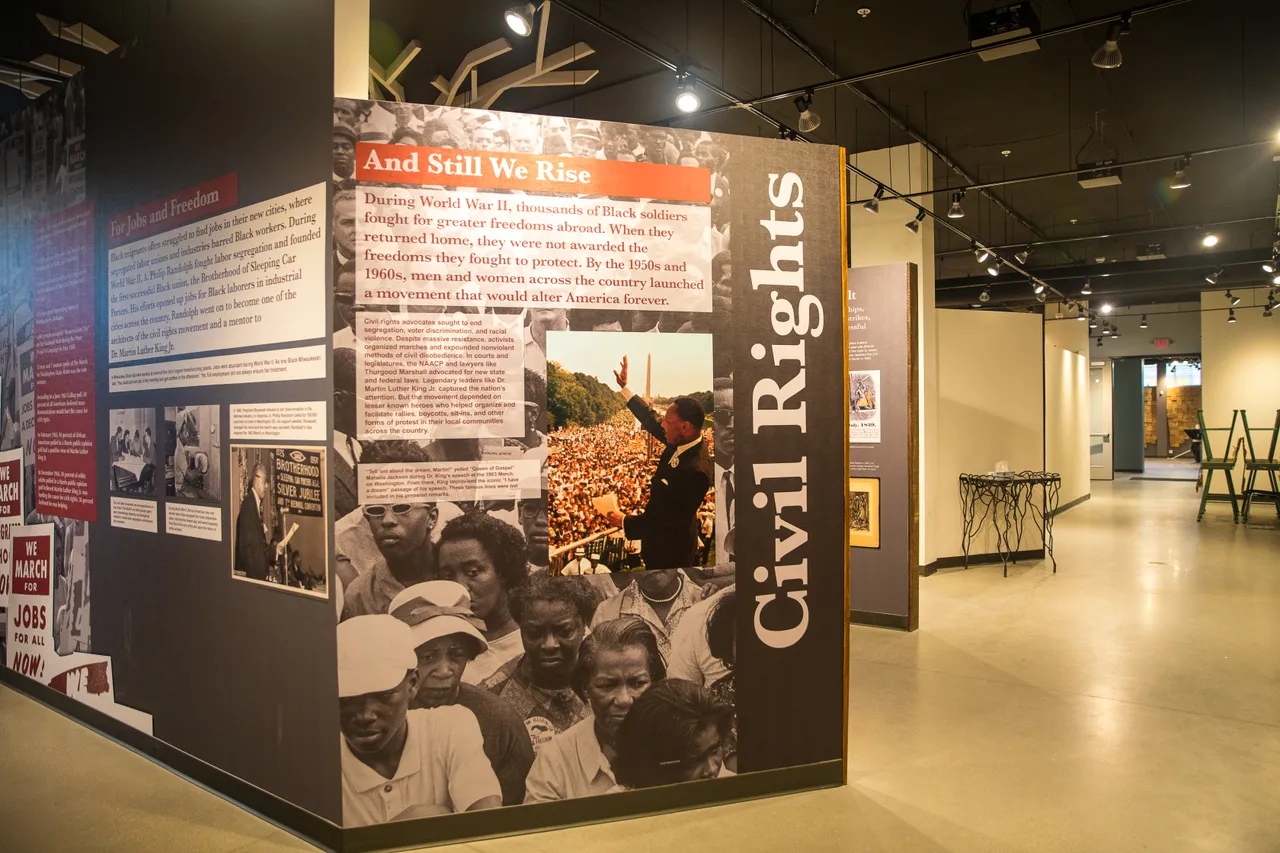 VM-Americas-Black-Holocaust-Museum-3