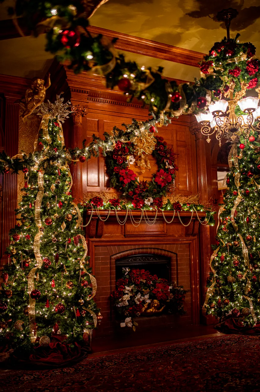 VM_PabstMansionChristmas-17