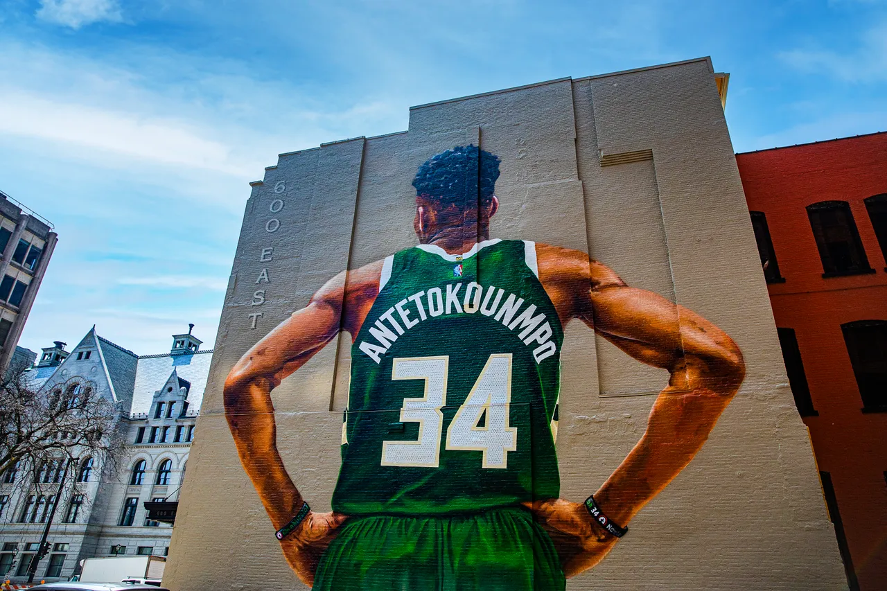 VM_GiannisMural22_-2