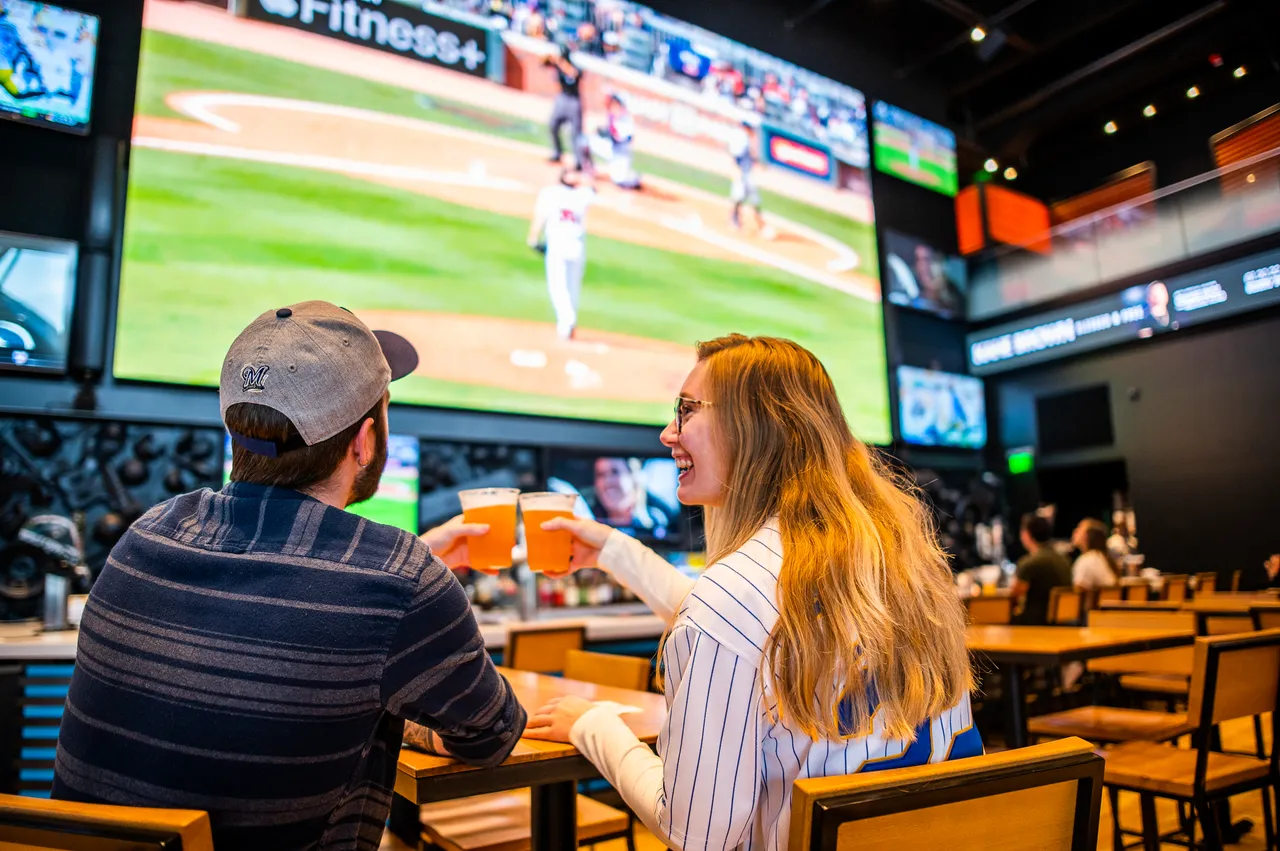 VM_Mecca-Baseball-2
