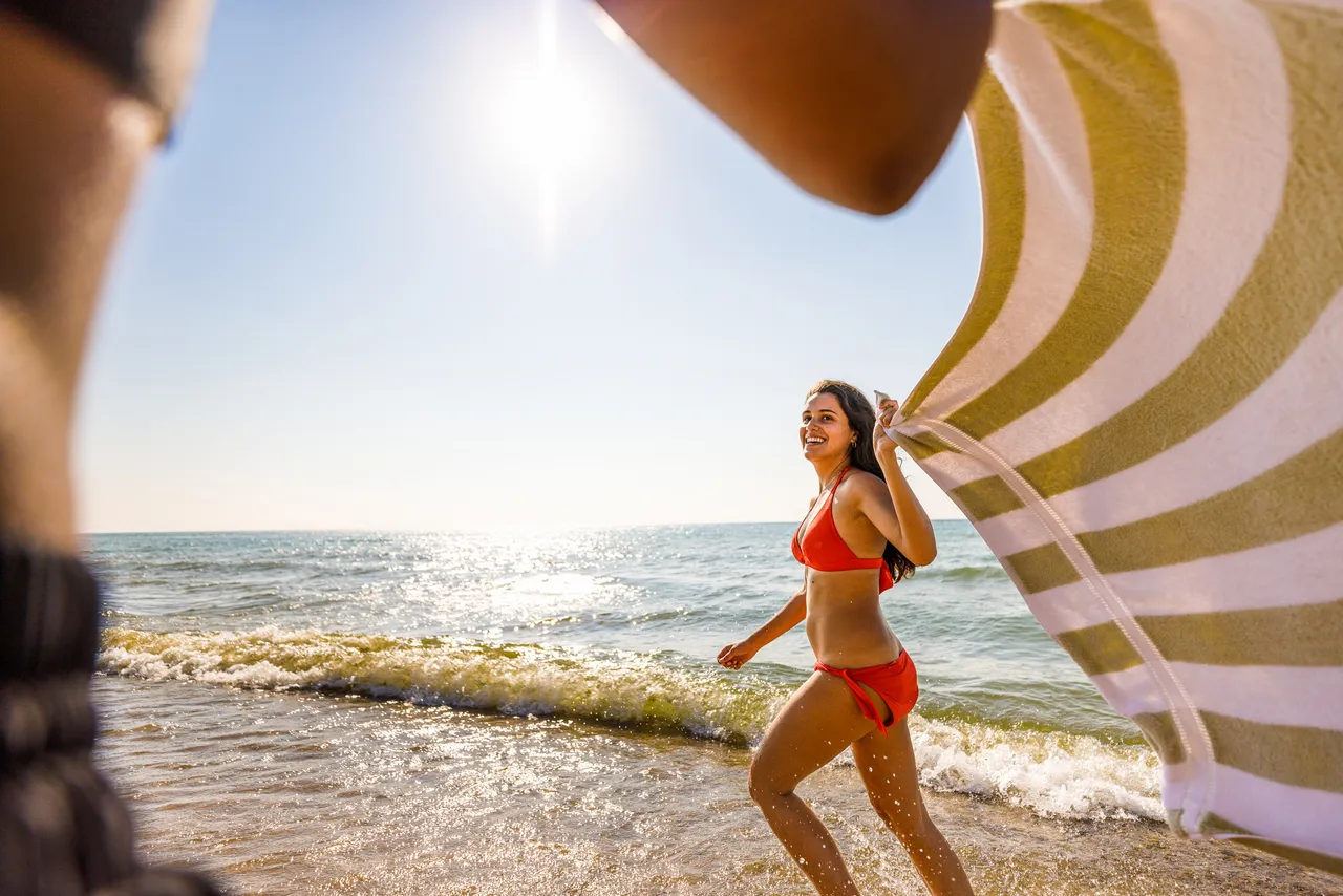 VM_Summer22_HDNickCollura_Beach_64