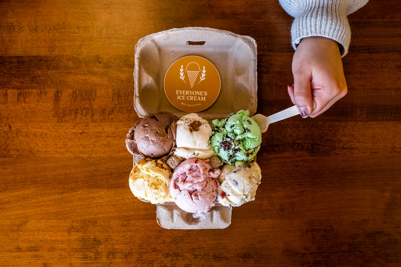 VM_EveryonesIceCream_7