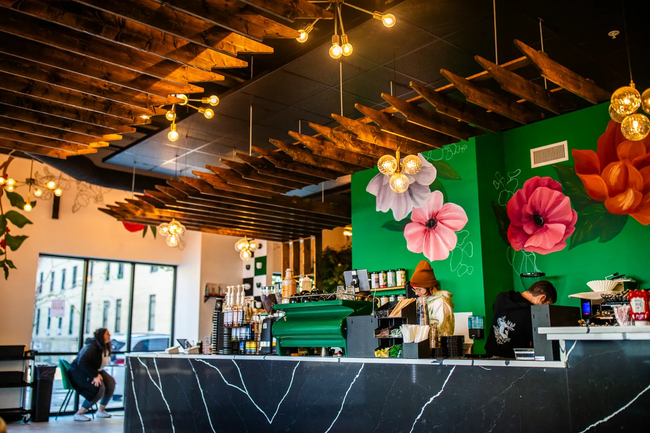 VM-GraceCoffeeCo-002