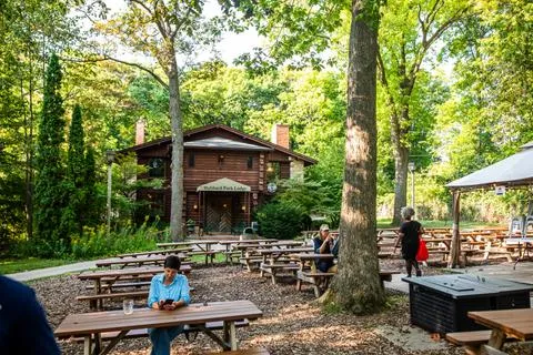 VM_HubbardParkBeerGarden-37