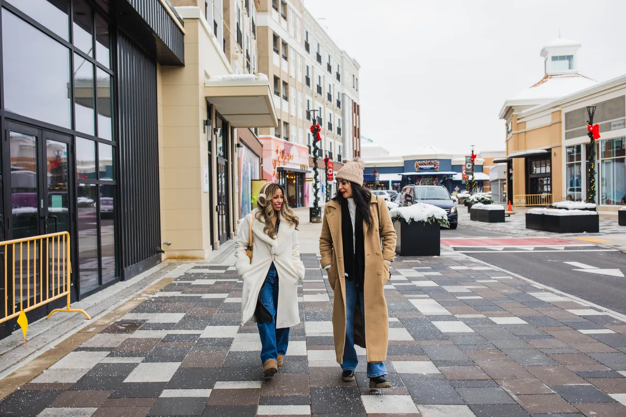 VM-Corners-of-Brookfield-0283