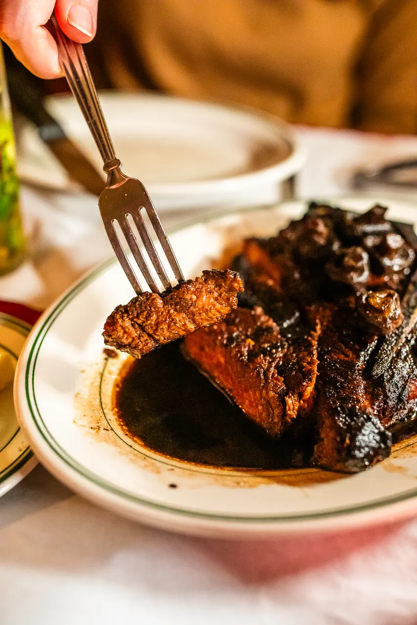 VM-5O'ClockSteakhouse-021