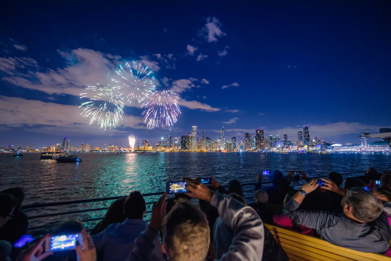 Shoreline Sightseeing Firework Cruise