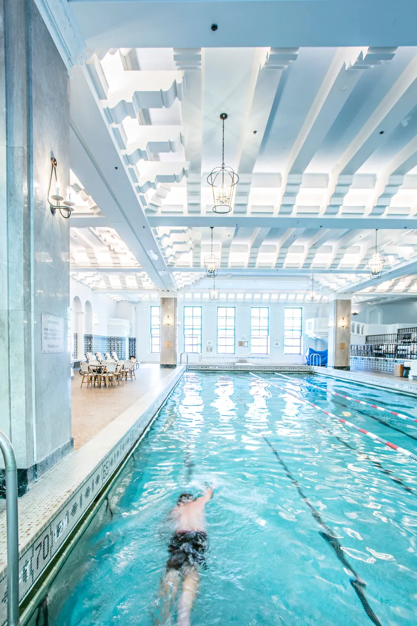 Hotel Intercontinental_Pool_Chicago