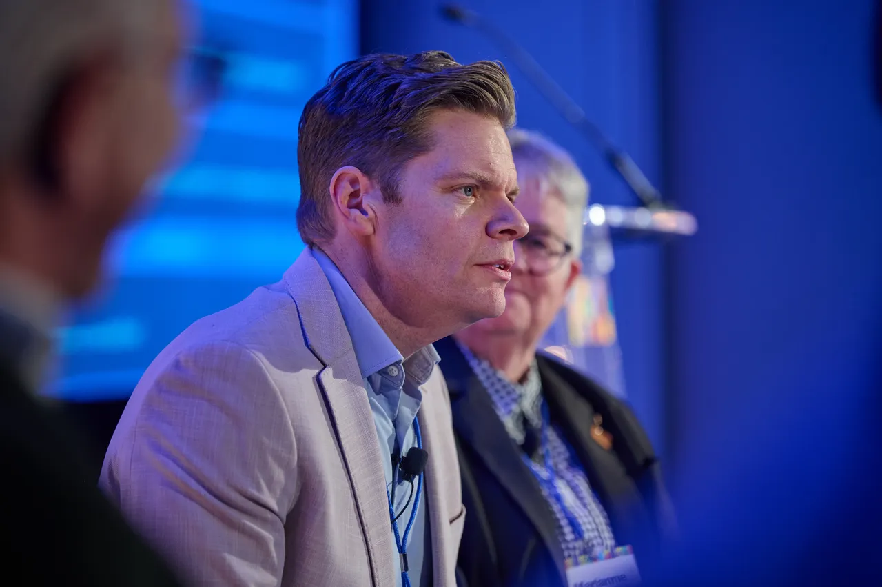 Rising Economy Conference - Day 1 - Afternoon 56