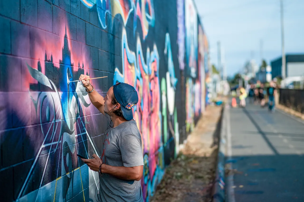 Street artist - 4