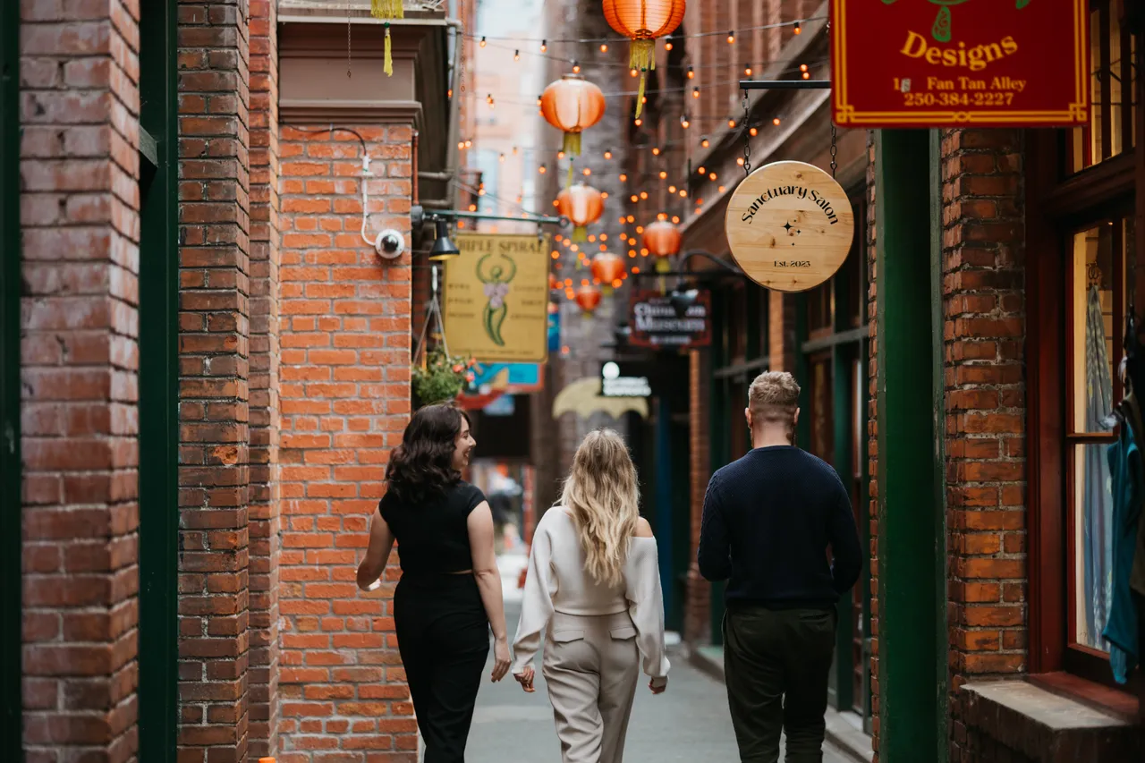People walking through Fan Tan Alley - 4 - Victoria