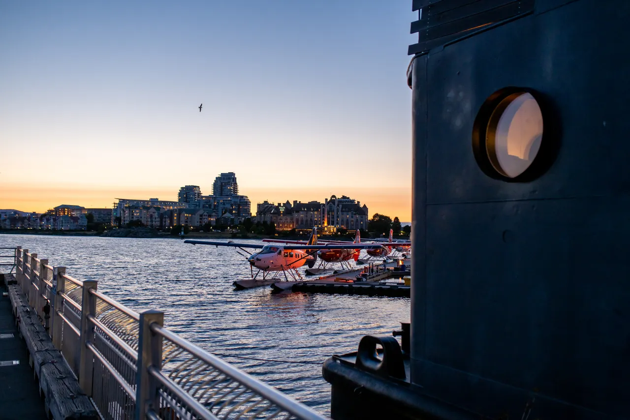 Seaplanes along Inner Harbour