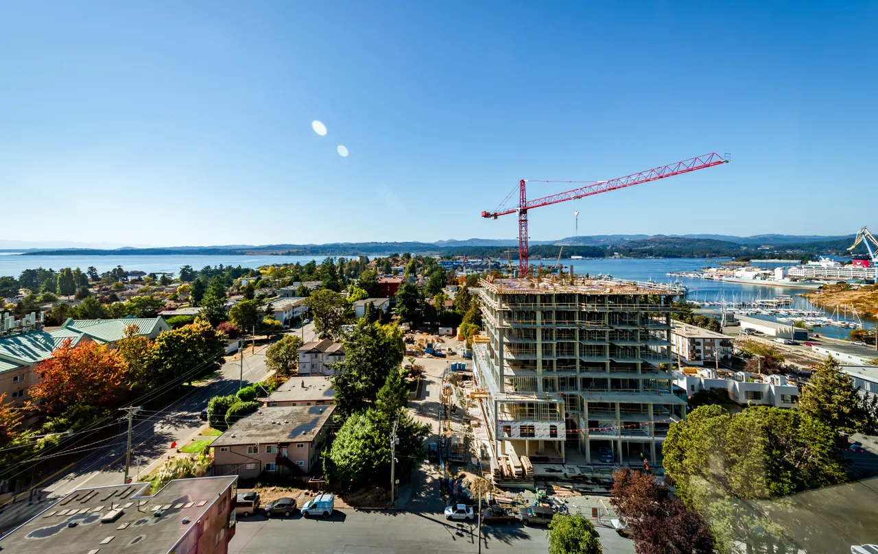 Building construction in Esquimalt