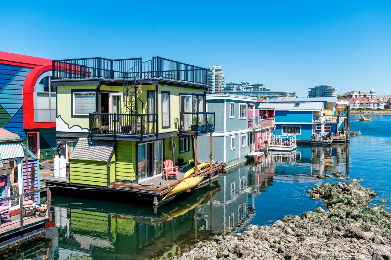 Floating homes - 7