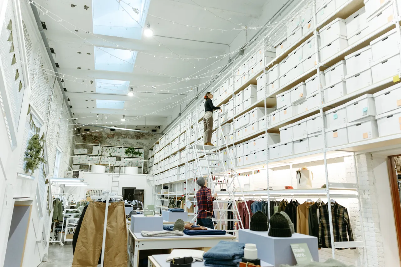 People in clothing warehouse - 3 - Ecologyst - Victoria