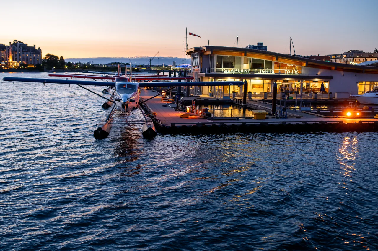 Seaplane on Inner Harbour Front View 2 
