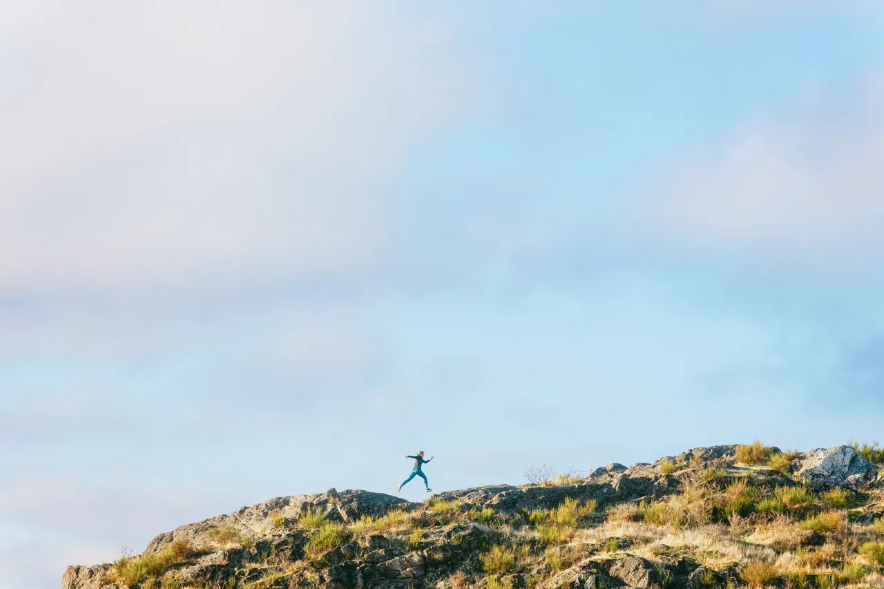 Woman running - 2