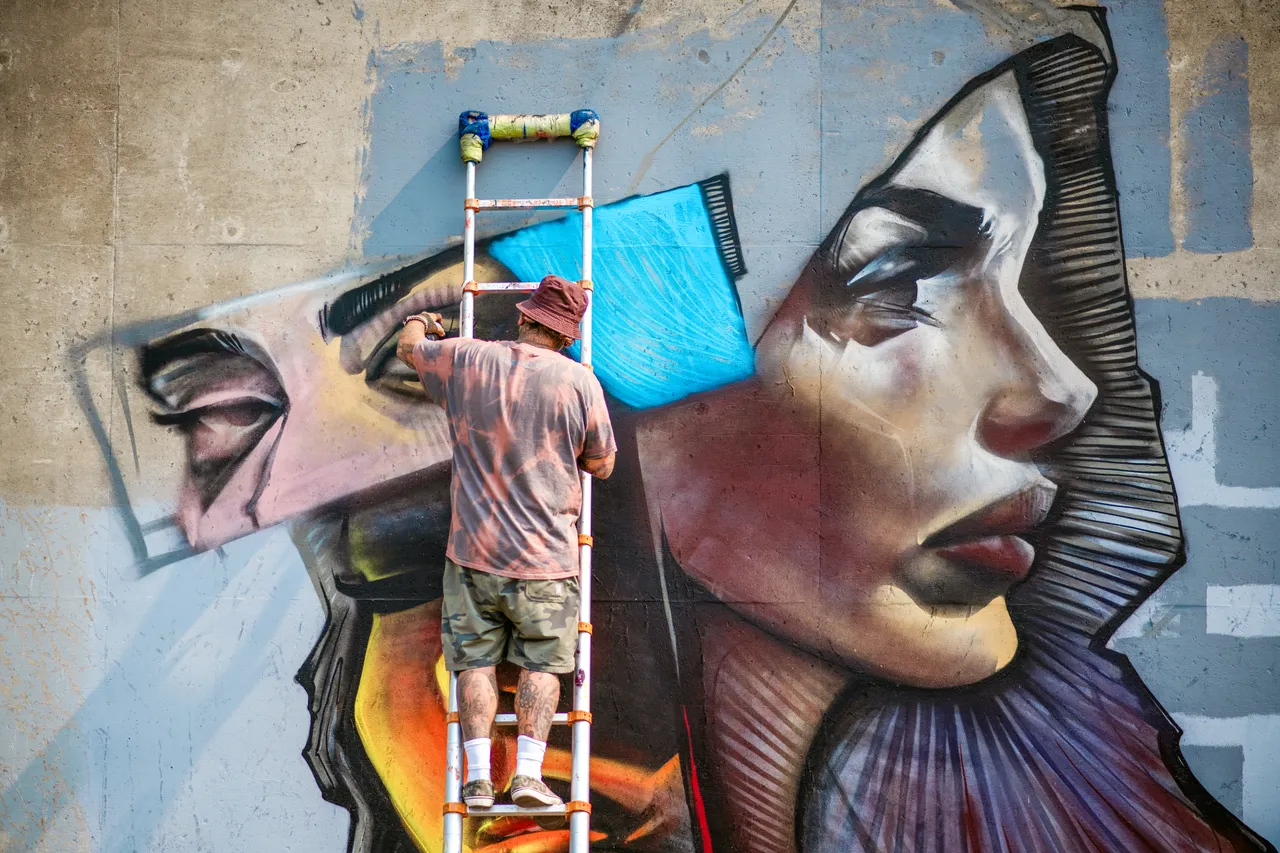 Street artist - 8