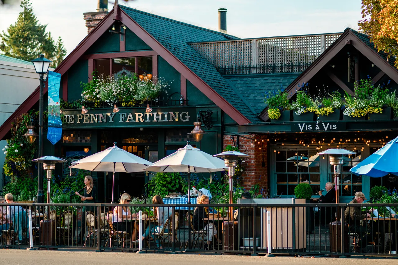 People on restaurant patio - 5 - Oak Bay