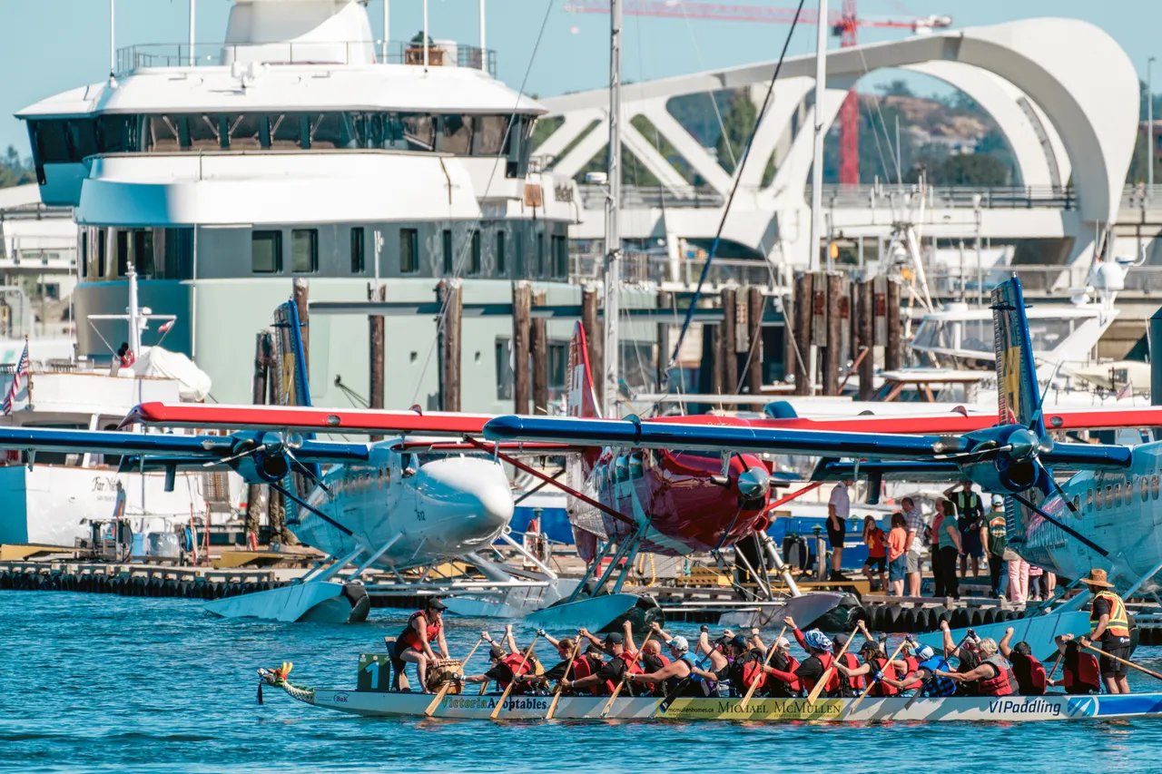 Group paddling - 8
