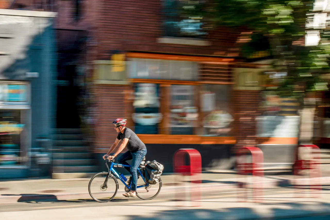 Man cycling - 6 - Victoria