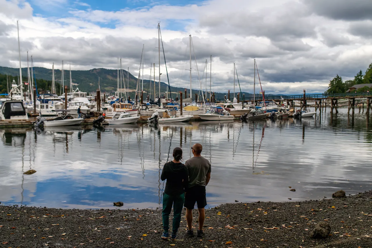 Couple standing by water - 6 - Dr. Sienna Bourdon