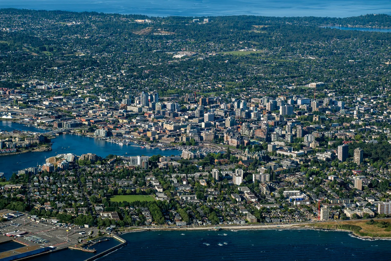 Downtown & Harbour 13