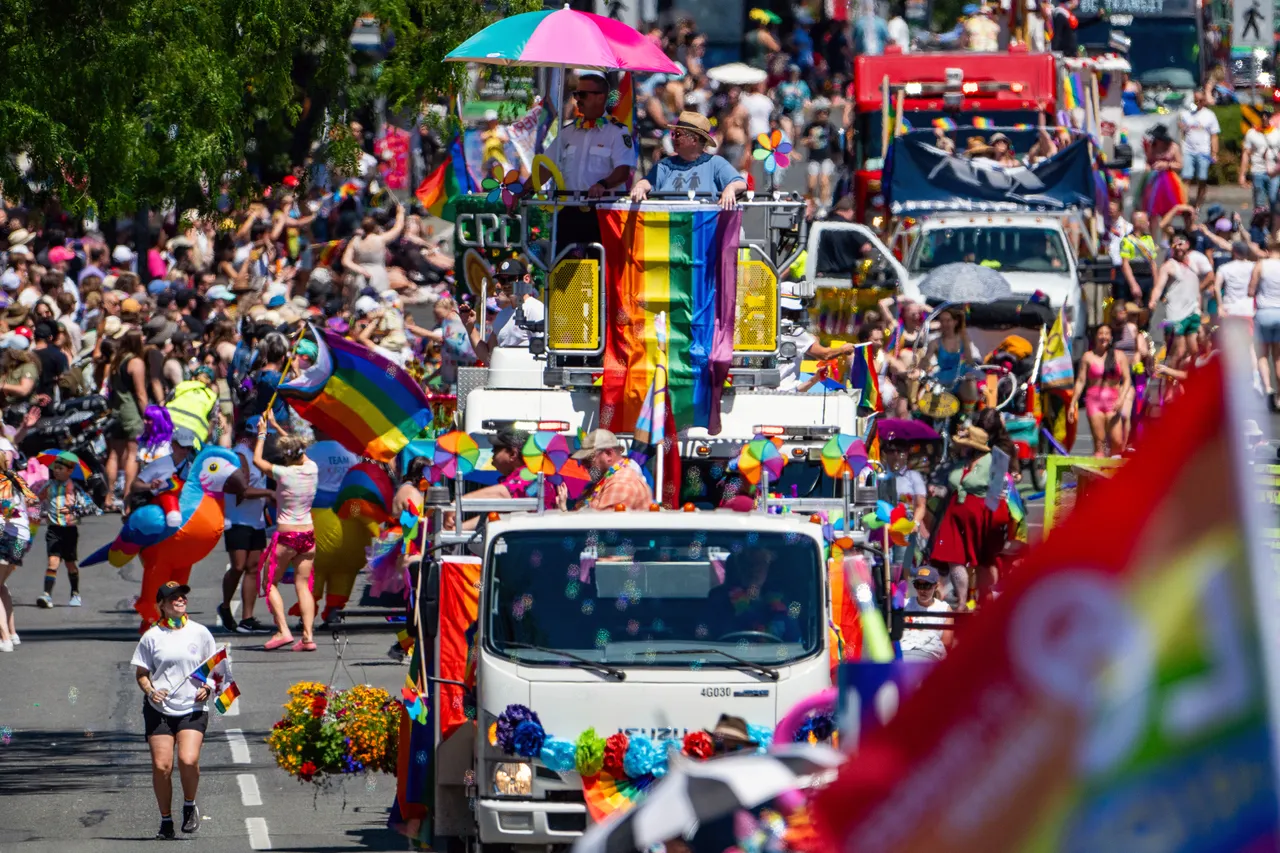 Pride parade - 4 - Victoria