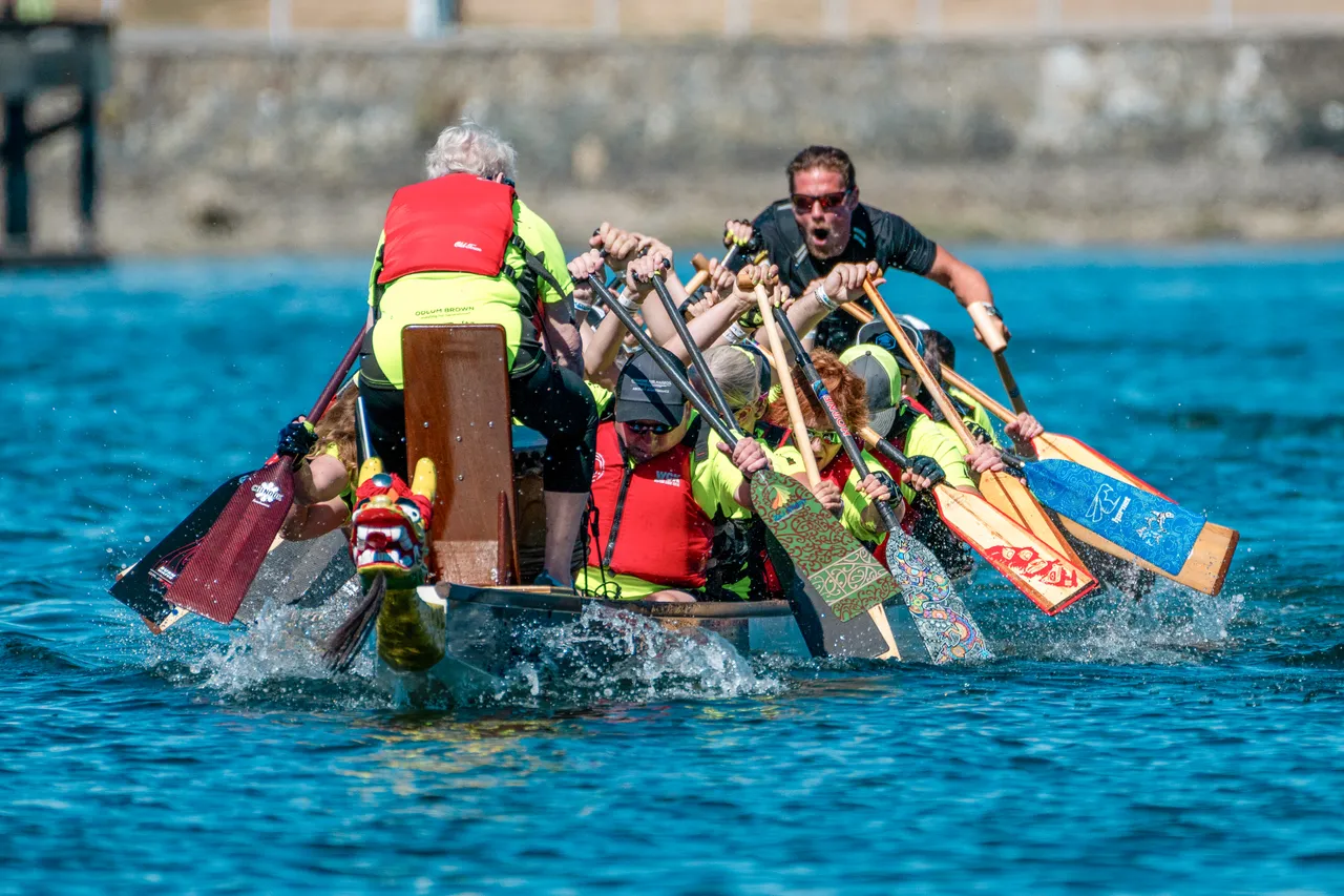Group paddling - 1