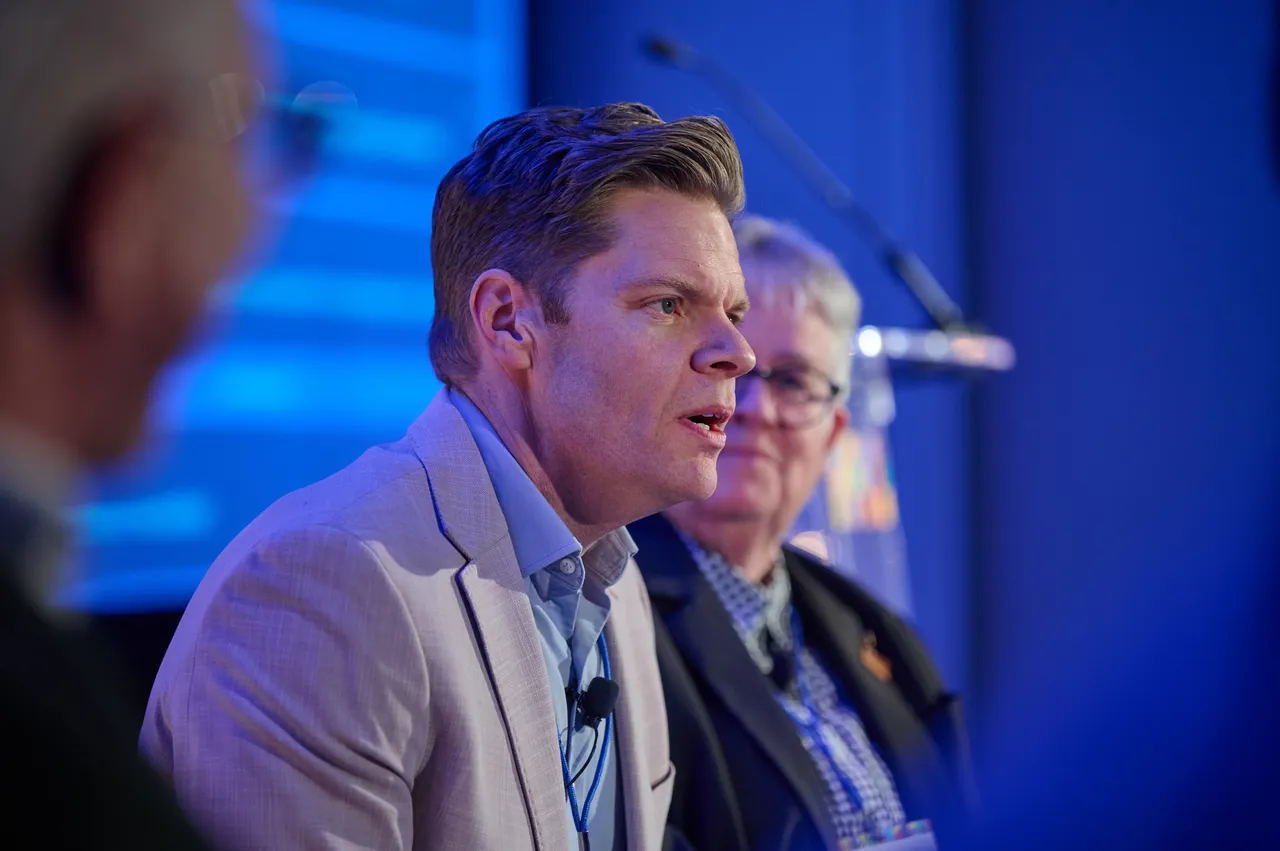 Rising Economy Conference - Day 1 - Afternoon 57